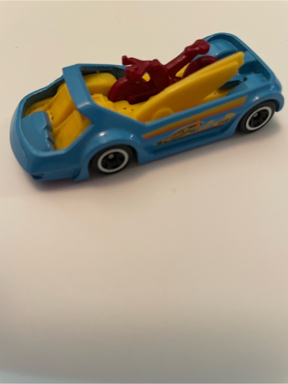 Hot Wheels Surf's Up 4/5 Deora III 71/250 Blue red motorcycle and surfboard